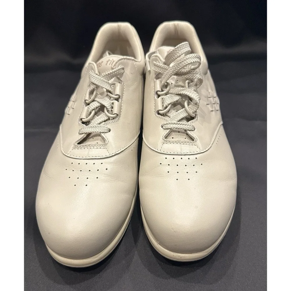 SAS Freetime Walking Shoes Women 10.5Bone Lace Up Tripad Comfort Walking Sneaker